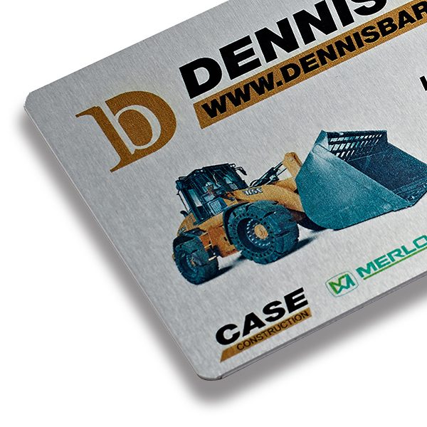 Digitally printed metal labels